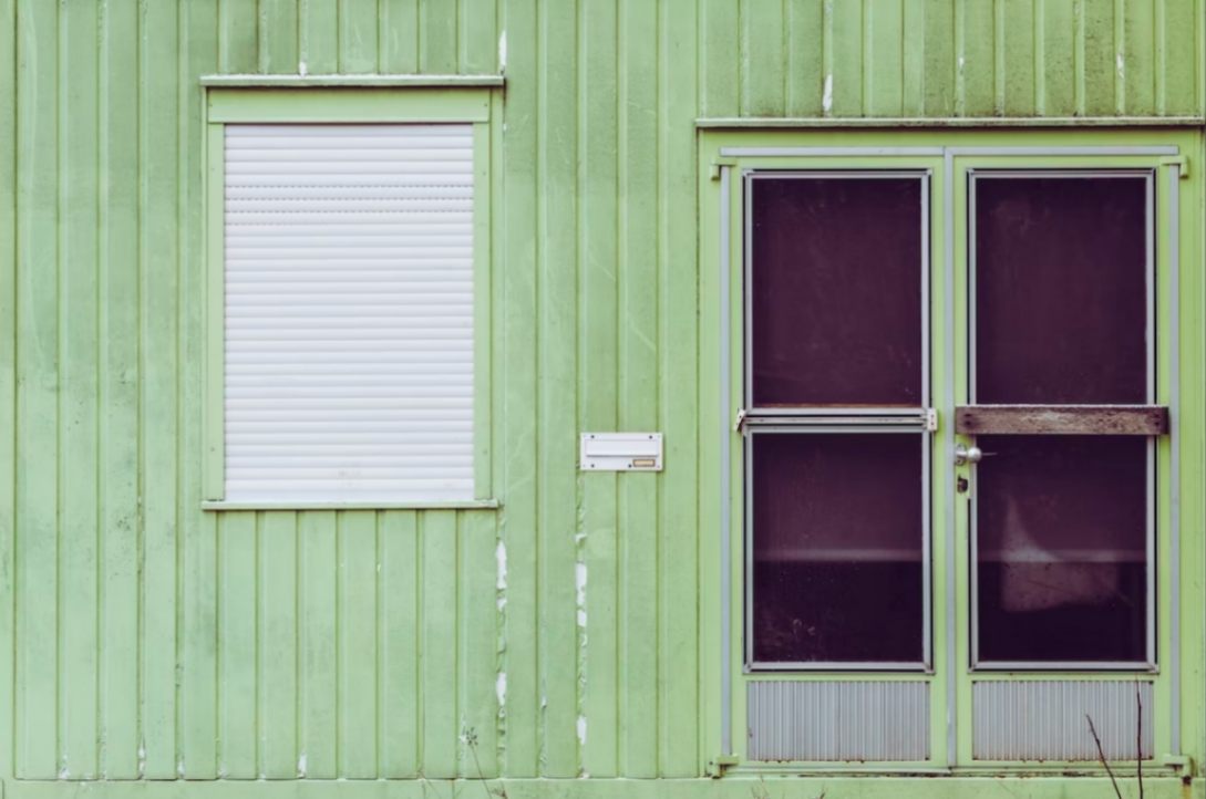 How to keep your shipping container cool in summer in Sydney How to keep your shipping container cool in summer in Sydney